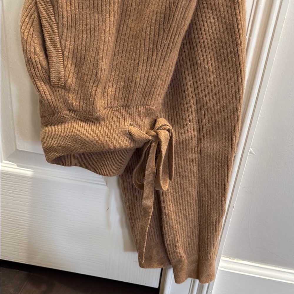 Cozy Ribbed Knit Pants with Tie Detail